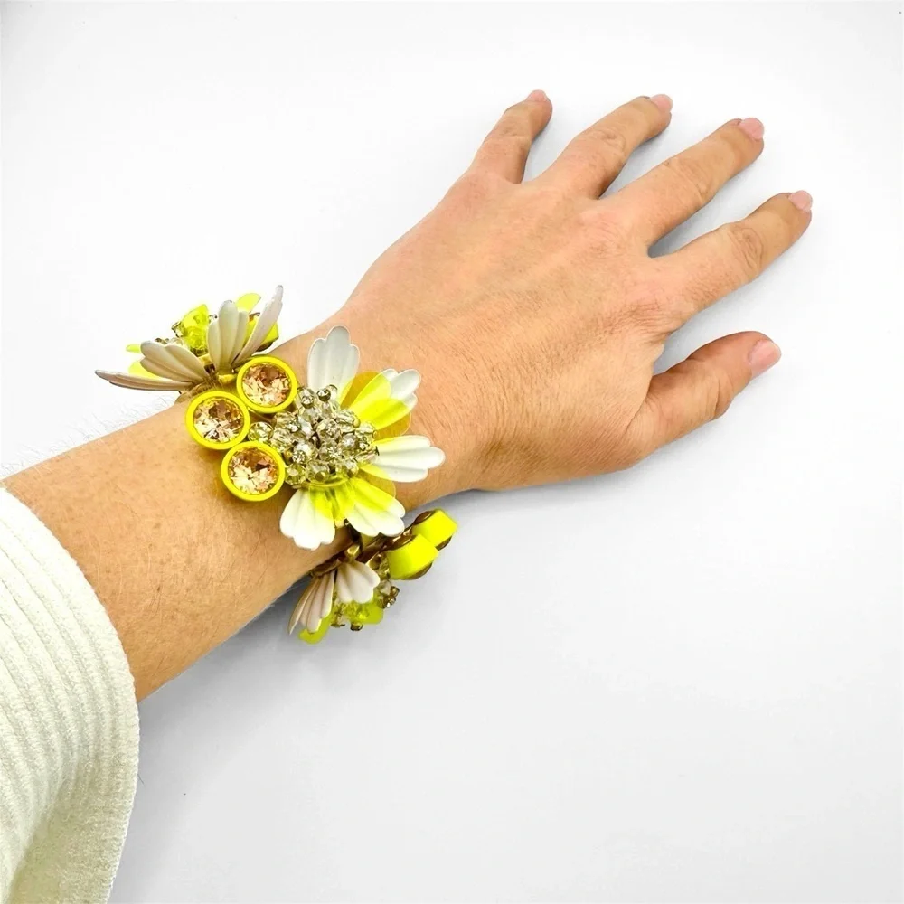 J. Crew RARE Brulee NWT White Yellow Floral Enamel Bracelet